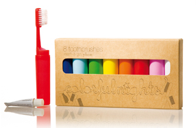 Los mini cepillos de dientes multicolor para viajes... o visitas