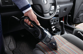 Aspirador de mano para el coche MiniVac de Philips