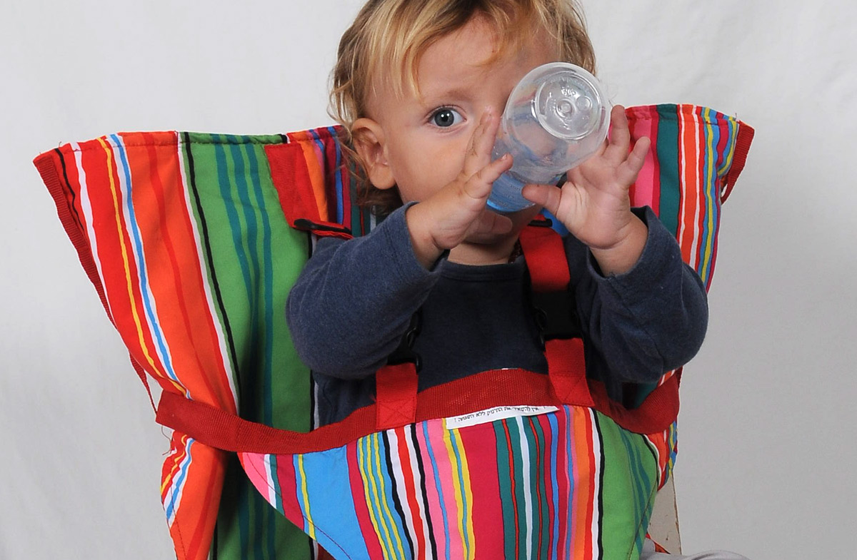 La mejor trona para viajar con los más peques