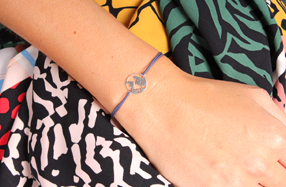 Pulseras de plata para viajeras
