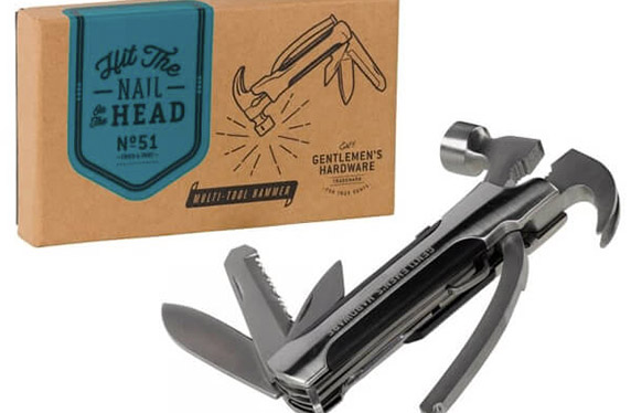 Un martillo multiherramienta, un 7 en 1