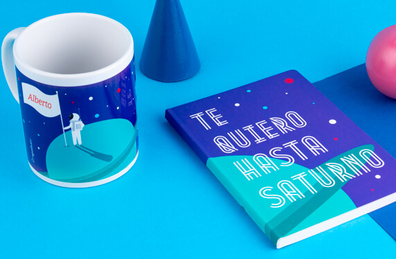 Kit de taza y libreta "Te quiero hasta Saturno" personalizado