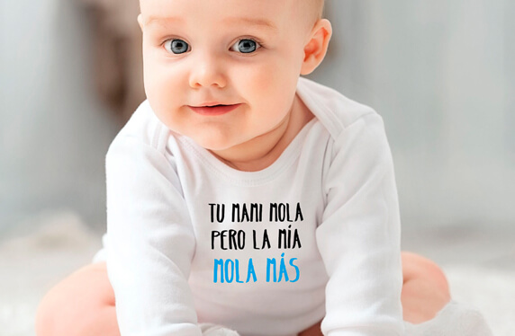 Pack de ropita de bebé para papás y mamás geniales