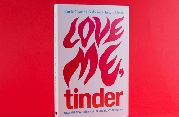 Libro "Love me, tinder"