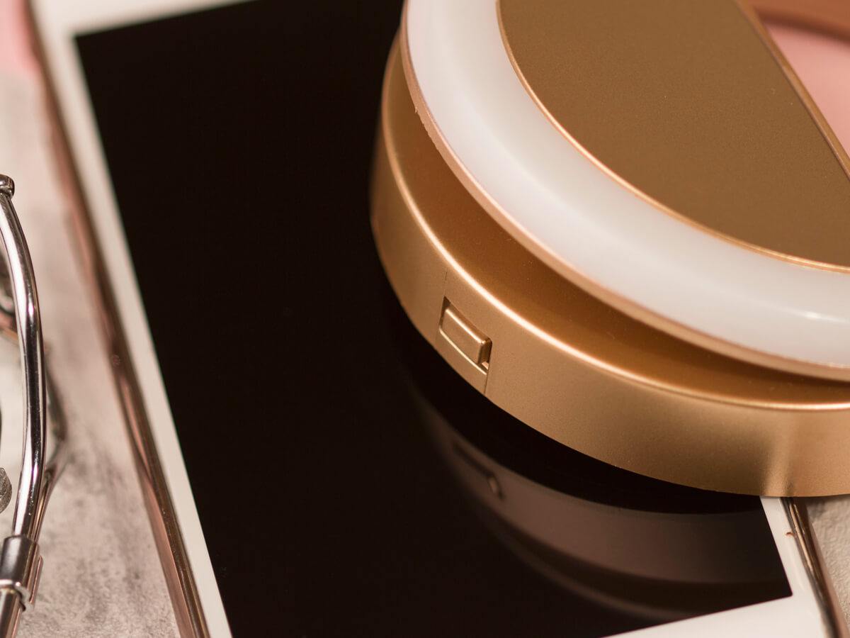 Aro de luz para salir perfecta en los sefies