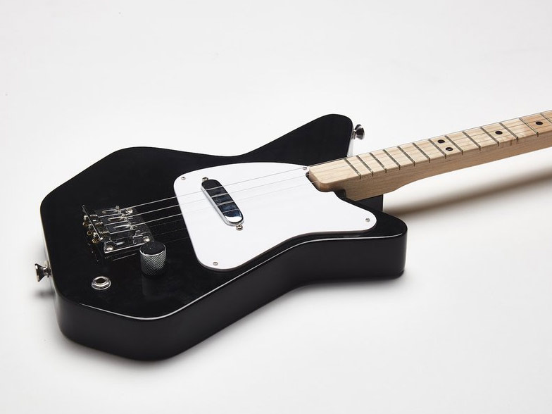 Loog, su primera guitarra eléctrica
