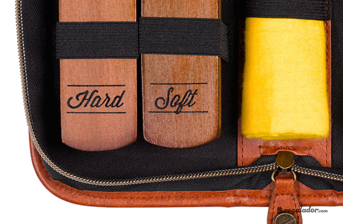 Estuche de diseño para el cuidado de zapatos