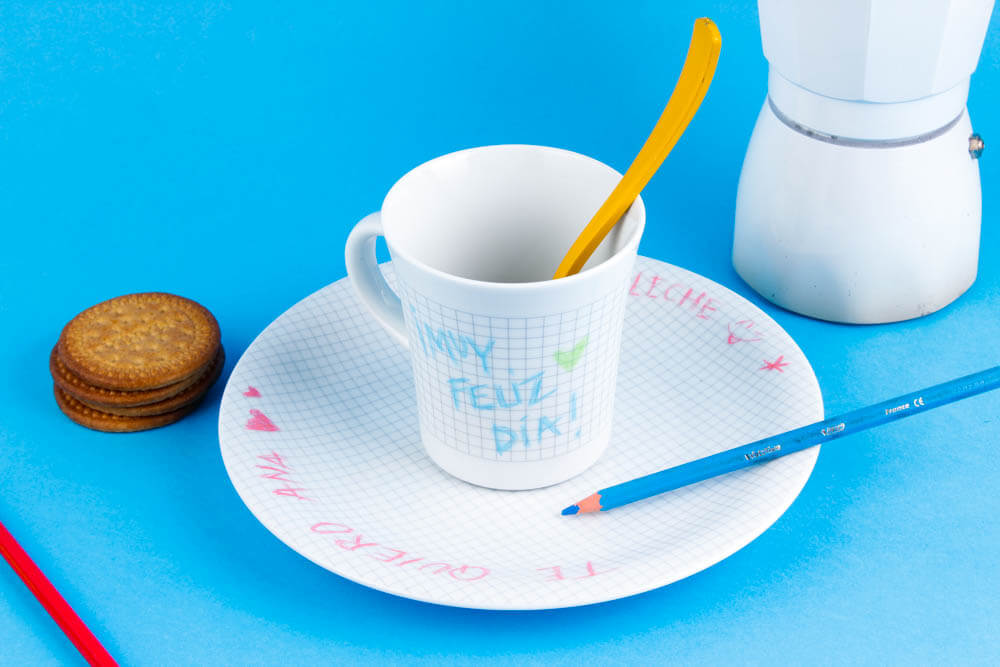 Set de vajilla para dejar notas por la mañana