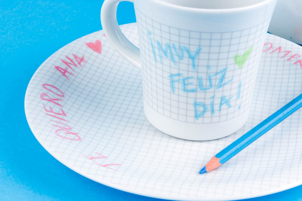 Set de vajilla para dejar notas por la mañana