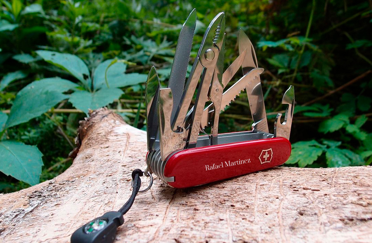 Navaja Victorinox personalizada para los aventureros